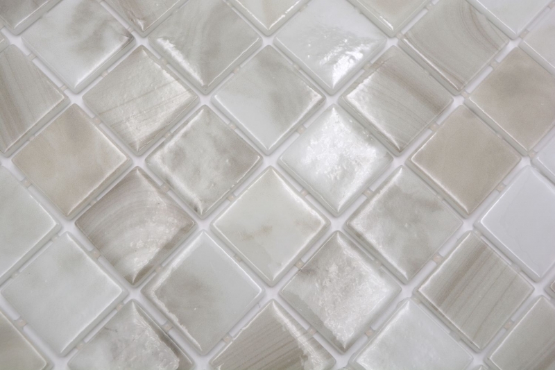 Campione a mano piscina mosaico piscina mosaico vetro mosaico beige chiaro iridescente parete pavimento cucina bagno doccia MOS220-P56381_m