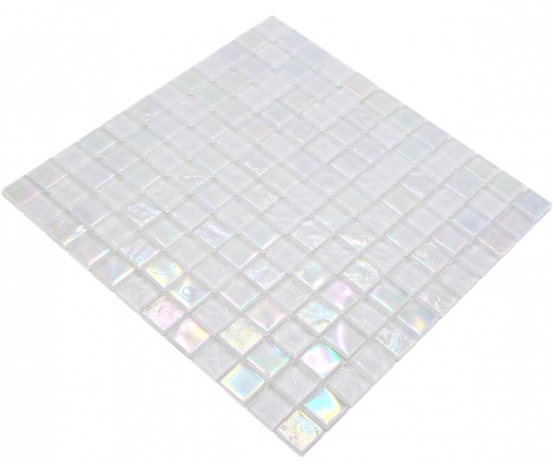 Mosaico di vetro a tessere piccole infradito iridescenti bianche multicolori MOS65-S10