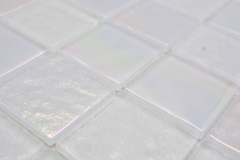 Infradito medio in mosaico di vetro iridescente bianco multicolore MOS66-S10-48