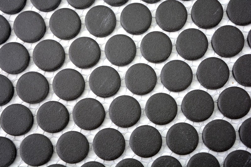 Piastrella di mosaico dipinta a mano in ceramica bottone nero non smaltato MOS10-0304-R10_m