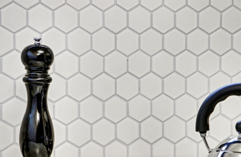 Piastrella di mosaico esagonale in ceramica bianca opaca piastrella da parete piastrella da bagno piastrella da cucina backsplash WC - MOS11B-0111