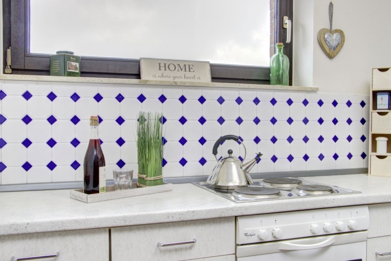 Octagonale Achteck Mosaik Fliese Keramik weiß matt kobaltblau glänzend Mosaikwand Küchenrückwand MOSOcta-180