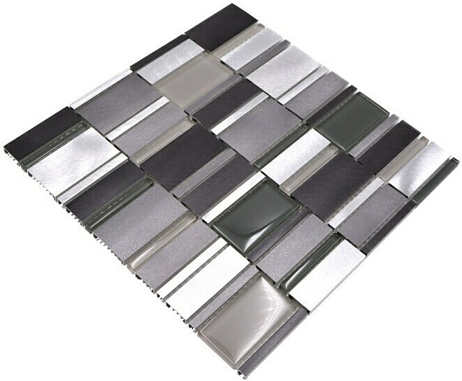 Mosaico in alluminio combinato con mosaico di vetro chiaro grigio per cucina MOS49-0204