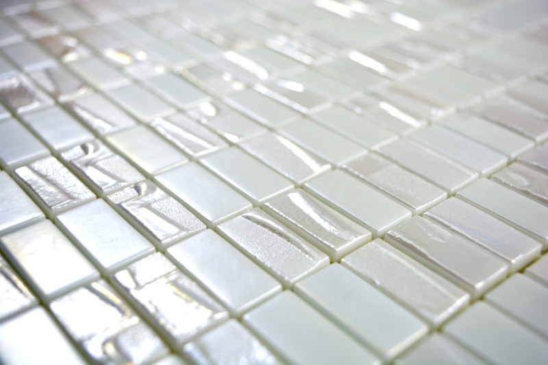 Glasmosaik Nachhaltiger Wandbelag Recycling Rechteck alt weiss metallic 3D MOS355-01