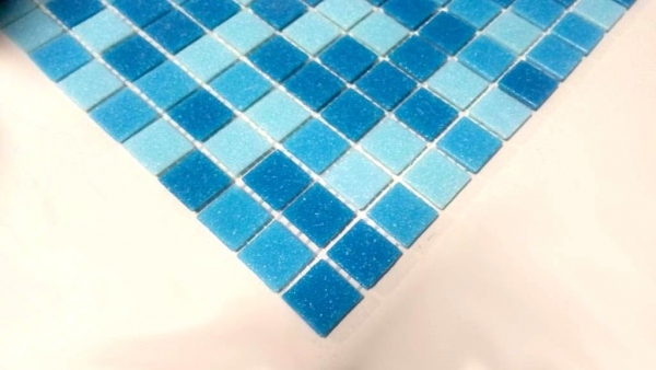 Handmuster Schwimmbad Mosaik  PoolMosaikfliese Glas hellblau blau papierverklebt MOS52-0402_Papier_m