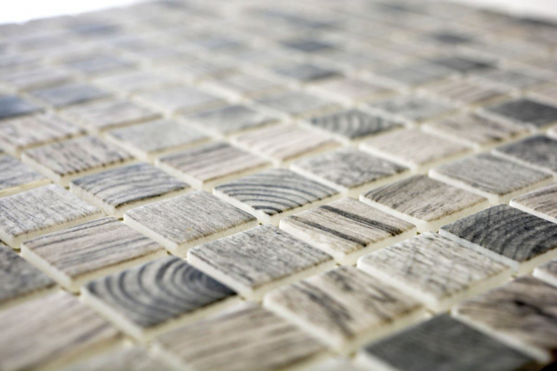Mosaico di vetro Rivestimento sostenibile Riciclaggio texture legno grigio beige Schienale di piastrelle MOS63-324