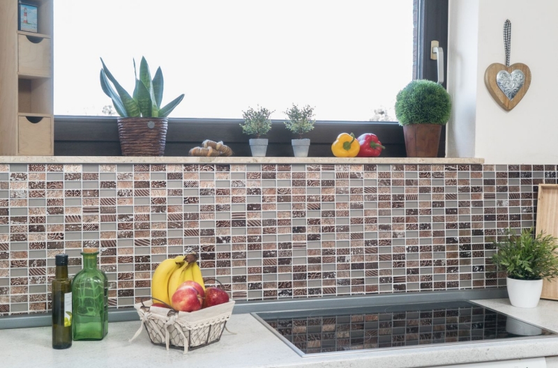 Piastrella di mosaico decorata a mano Backsplash di piastrelle Marrone traslucido Rettangolo Mosaico di vetro Pietra di cristallo Marrone retrò MOS83-CRS6_m